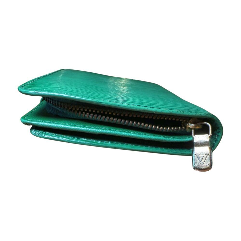 Louis Vuitton Epi Leather Wallet, Green - Picture 6 of 8